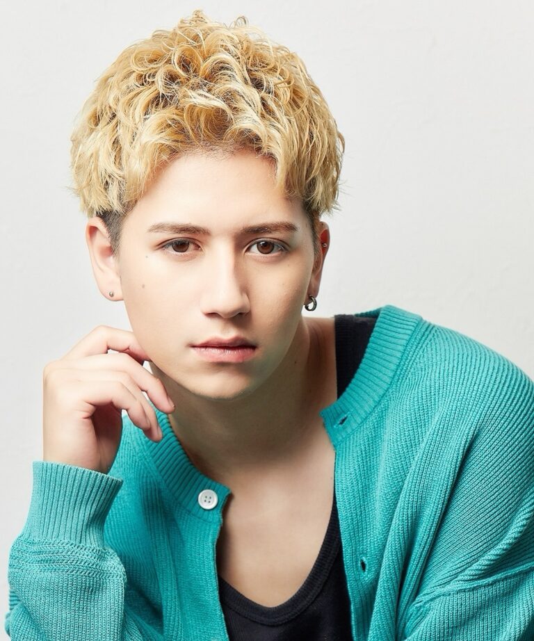 優しい印象にしたいならニュアンスパーマで周りと差別化